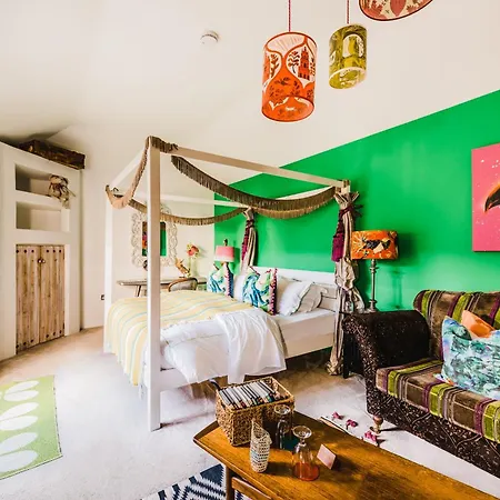 Lower Barns Boutique B&B-2